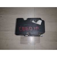 Блок ABS (насос) Kia Ceed JD (2012—2015) Kia Ceed JD (2012—2015) JD 2015 58920A2110, A258930100, 6158944200