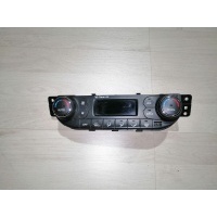 Блок управления климат-контролем Kia Ceed JD (2012—2015) Kia Ceed JD (2012—2015) JD 2015 97250A2202