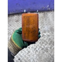 Поворотник левый Volkswagen Golf 3 1993