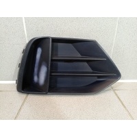 Решетка в бампер правая Audi Q3 F3 83A8076829B9