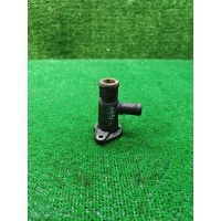 Фланец (тройник) системы охлаждения Volkswagen Golf 3 1999 027121145A