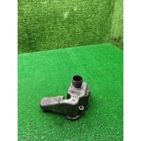 Фланец (тройник) системы охлаждения Volkswagen Passat B4 1995 027103773