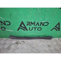 Уплотнитель капота Audi A5 2 F5 2016-нв 8W6823125, 8