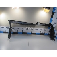 Воздуховод радиатора верхний Land Rover Discovery Sport 2014 LR070415