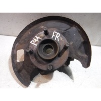 Кулак поворотный передний правый Nissan Primera P11 (1995—2000) 1999 400102J500