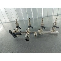 Топливная рампа Mercedes C-class W204 2011 A2710705195, A2710705195, A2711530328, A2711504733, A2710705495, A2710781123, A2710705595, A2711530328, A2711504733, A2710705495, A2710780823