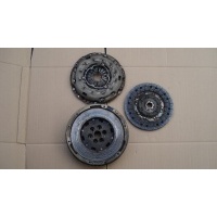 Колесо двухмассовый 04l105266f 04l131025h 04l141031g volkswagen t6 2.0tdi