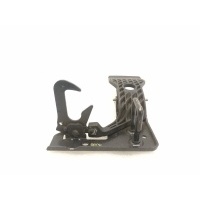 Крюк замка капота Audi A3 8P 8P0823480A
