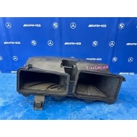 воздухозаборник Mercedes-benz E350 w207 2010 A2048303403
