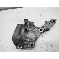 Кронштейн двигателя Mercedes A200 W177 A2822232600