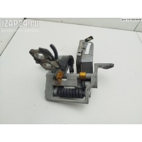 Петля крышки (двери) багажника Лев. BMW 5 E60/E61 (2003-2010) 2006 7061383