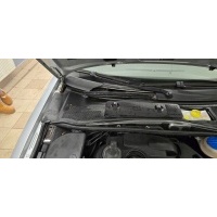 Жабо стропальщик радиатора при аккумуляторе volkswagen passat b5 fl рестайлинг 96 - 05