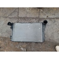 Интеркулер Skoda Octavia 2008 1K0145805G
