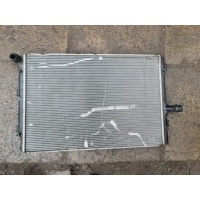 Радиатор (основной) Volkswagen Golf 2008 3c0121253q