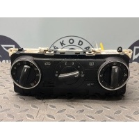 Блок управления климатом Mercedes B/W245 2005-2011 A1698300585