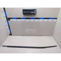Накладка стекла переднего правого Toyota RAV 4 2019 757100R060