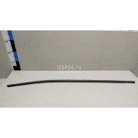Накладка стекла переднего правого Toyota RAV 4 2019 757100R060