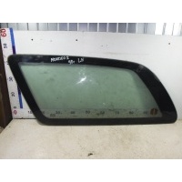 Стекло кузовное глухое левое Ford Mondeo II (1994—2001) 1998 7207789
