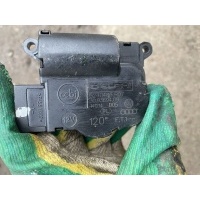 Моторчик заслонки печки Volkswagen Multivan 2012 52411483R07