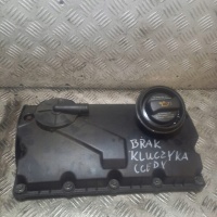 Крышка клапонов volkswagen caddy 3 038103475