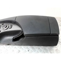 консоль салона (кулисная часть) BMW 5 E60 (2003 - 2009) 2005