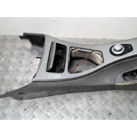 консоль салона (кулисная часть) BMW 3 E90 (2005 - 2011) 2005