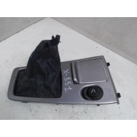консоль салона (кулисная часть) Nissan Primera P11 (1996 - 2002) 2001