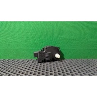 Моторчик заслонки печки Mercedes E W212 2014 K9749007, EFB490