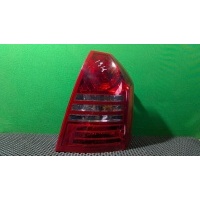 Фонарь задний правый Chrysler 300С 1 2006 04805852AE