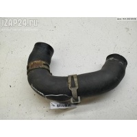 Патрубок Volkswagen Golf-3 1994 030121063C
