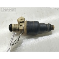 Форсунка топливная Volkswagen Passat B4 1995 037906031J