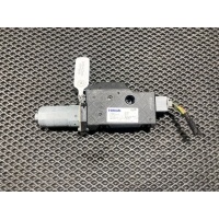 Двигатель электролюка Land Rover Discovery 5 2017 LR159177,LR083256,LR100590,LR101102,JY3253508BA