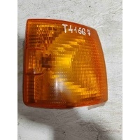Поворотник правый Volkswagen Transporter T4 1997 701953050