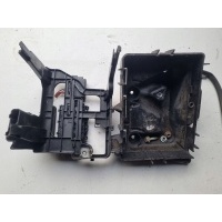 Seat ibiza iii корпус подставка akumulatora 6q0915345a 5z0915331