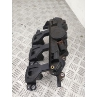 Клапанная крышка Renault Trafic 2 2011 8200836881
