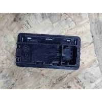 Кнопка открытия багажника Volkswagen Tiguan II (2016—2020) 2020 3G0959831B