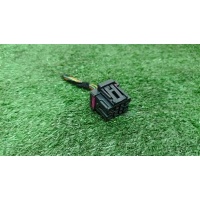 разъем Audi 4f0937733b