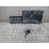 Клапан генераторы 55563534 opel zafira b 1.9 cdti 05 - 10 r.