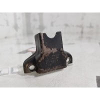 Кронштейн Audi A3 8P1 2004 06B907667