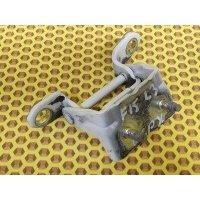 Петля двери задняя верхняя Nissan Juke F15 2012 824011KA0A