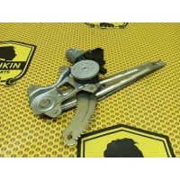 Стеклоподъемник двери Nissan Juke F15 2012 827201U600, 82731CV01B