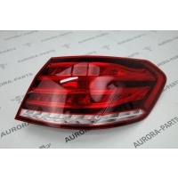 Фонарь задний в крыло (Рестайлинг) RH Mercedes E-Klasse W212 2009 A2129060203