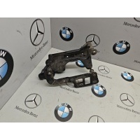 кронштейн насоса пневмоподвески Mercedes-Benz S-Класс 2004 A2205240440