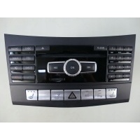 Мерседес е w212 рестайлинг радио навигация comand a207 c207 w207