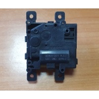 Моторчик заслонки печки Toyota Rav 4 5 2018 0638002031
