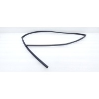 Уплотнитель стекла двери Toyota Land Cruiser Prado 150 2012 6815160070, 68151-60070, 6815160071