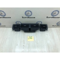 Дефлекторы обдува салона Mercedes W202 Mercedes W202 C 1993-2000 A2028300854