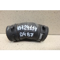 Шланг системы охлаждения VAG A8 [4E] (2002 - 2010) 06E121445B