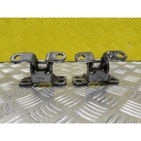 Петля крышки багажника Toyota Rav 4 (XA30) (2005-2014) 2006 6880142050