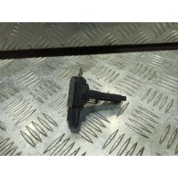 Датчик массового расхода воздуха Corolla 150/Auris (07-09)/RX (03-09)/Camry XV40 (06-11) б/у (арт. 2220431020)